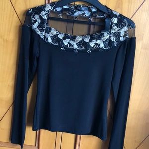 Dressy black top w/ lace contour light gold/ black